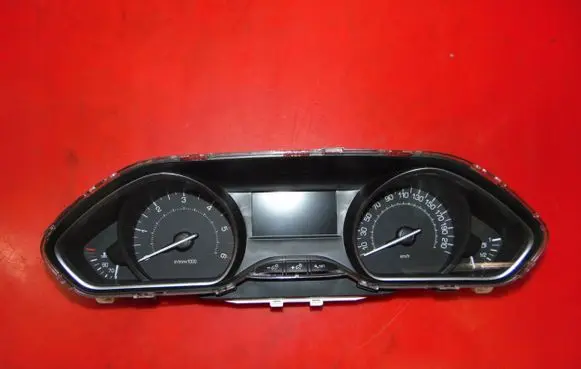 Peugeot 208 Speedometer (instrument cluster) 9813848980