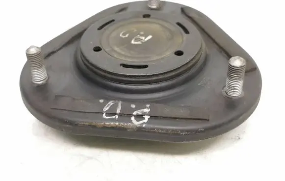 Toyota Auris 150 Front upper strut mount 