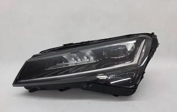 Skoda Superb B8 (3V) Headlight/headlamp 3V1941015E