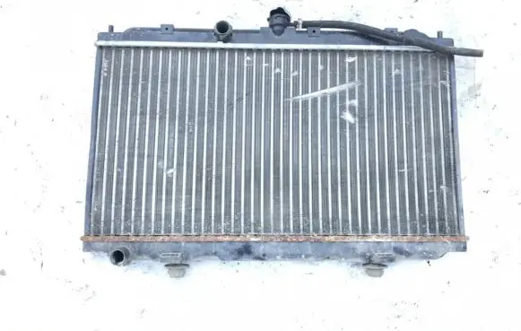 Nissan Almera N16 Coolant radiator