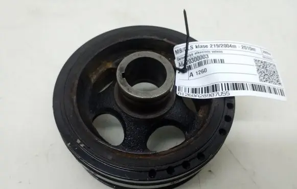 Mercedes-Benz CLS C219 Crankshaft pulley A6420300003