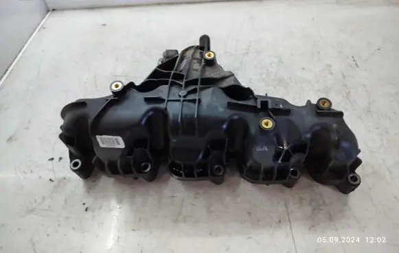 Audi A4 S4 B8 8K Intake manifold 03L129711