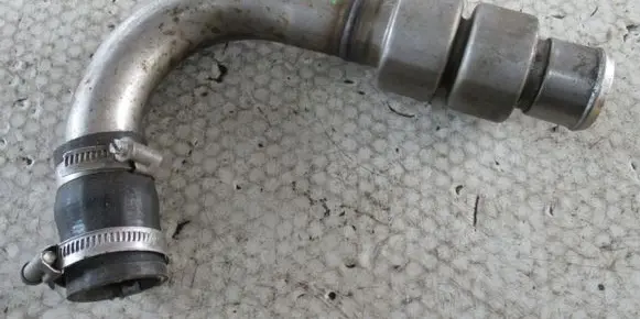 Ford Fiesta Engine coolant pipe/hose