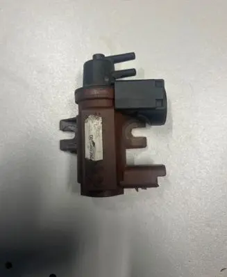 Ford C-MAX I Turbo solenoid valve 70177100