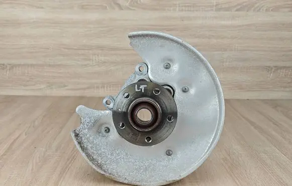 Audi A6 S6 C7 4G Rear wheel hub 8R0505431F