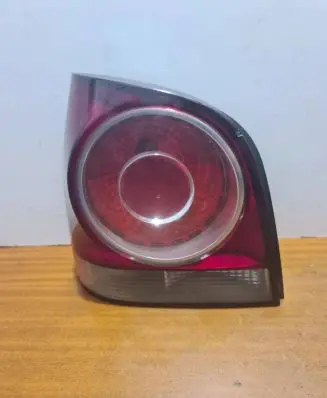 Volkswagen Polo IV 9N3 Rear/tail lights 6Q6945111G 6Q6945095N