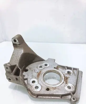Ford Focus Fuel pump bracket 9684778280