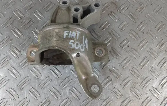 Fiat 500 Engine mounting bracket A236 124127