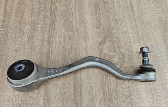 BMW X4 G02 Front lower control arm/wishbone 8854990