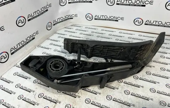 BMW X5 E53 Accelerator throttle pedal 6753053 120400