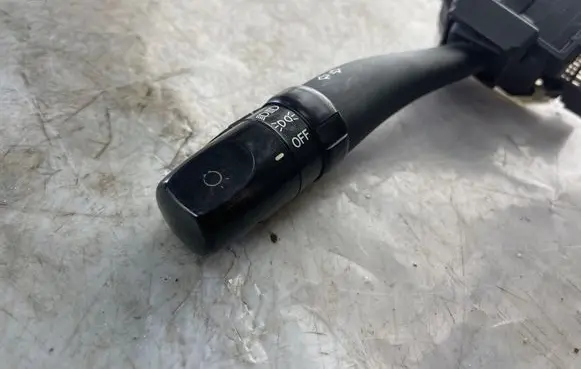 Hyundai Santa Fe Indicator stalk 202004729
