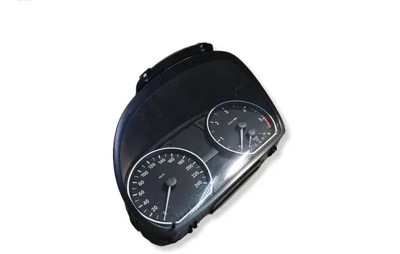 BMW 1 E81 E87 Speedometer (instrument cluster) 102495262 150170233 9122591