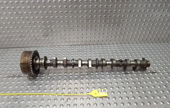 Toyota Avensis T250 Camshaft 1ZZ
