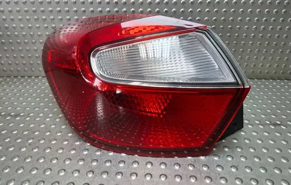 Hyundai i10 Rear/tail lights S27725848 92401K7000