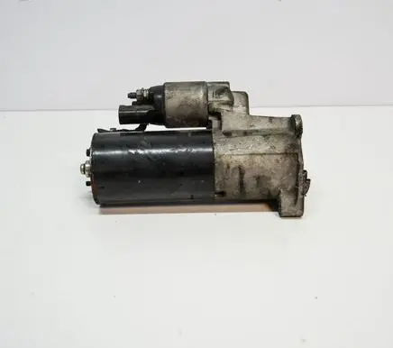 Audi A6 S6 C6 4F Starter motor 0001125053