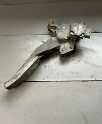 Opel Astra G Accelerator throttle pedal 0281002278 09128851 96810137