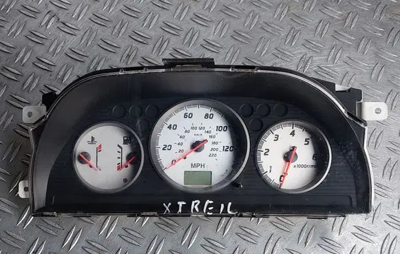 Nissan X-Trail T30 Speedometer (instrument cluster) 8H780