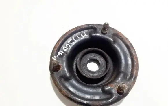 Mitsubishi Galant Coil spring mount 