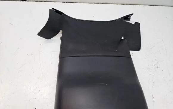 Skoda Superb B8 (3V) Steering wheel column trim 5E0858560C