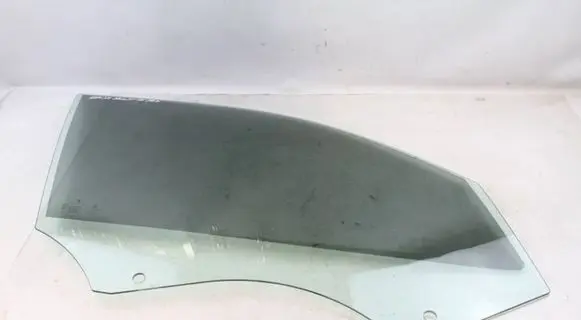 BMW X1 E84 Front door window glass four-door 2990296 51332990296