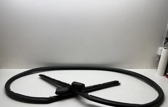 Ford Mustang VI Trunk rubber seal (body) FR3B76424A48A