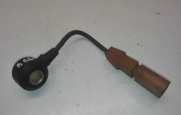 Audi TT TTS Mk2 Detonation knock sensor 06F905377