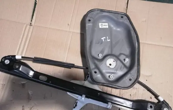 Volkswagen Golf Plus Rear door window regulator with motor 1K4839461A 1K5839461 5M0839461