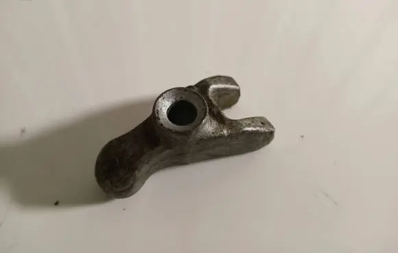 Opel Zafira B Fuel Injector clamp holder