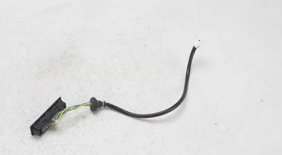 Nissan X-Trail T32 Tailgate opening switch 25380-4BA0A 6Y19K2