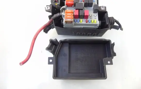 Alfa Romeo Brera Fuse box set 50504455