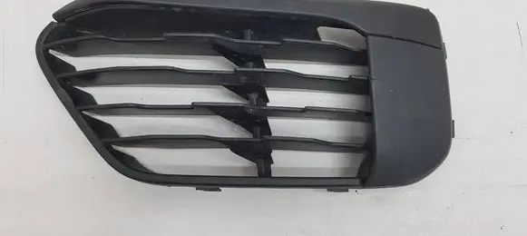 BMW X1 F48 F49 Front bumper lower grill 7354777 21163611 7FDHRPP