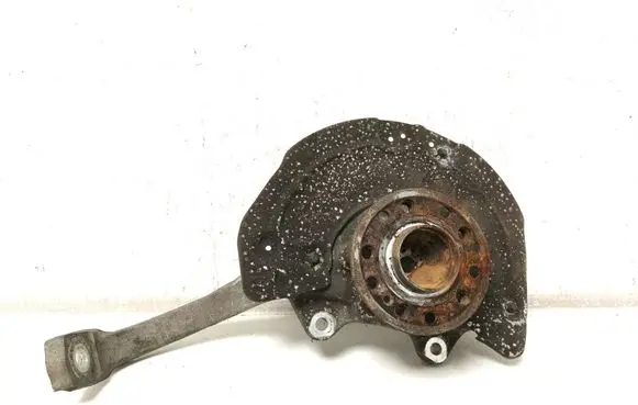 Mercedes-Benz C W205 Front wheel hub A2053322200