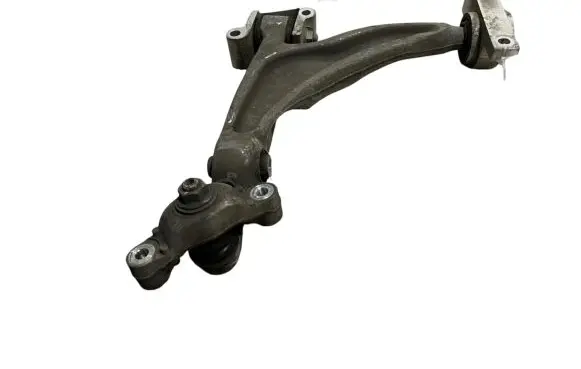 Volvo XC90 Front lower control arm/wishbone