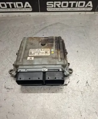 Mercedes-Benz R W251 Engine control unit/module A6421500577 1039S21389 0281013765