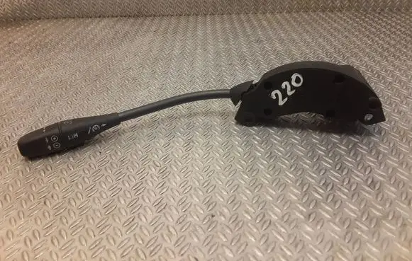 Mercedes-Benz S W220 Cruise control switch A2205450124 2205450124