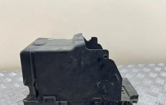 Ford Galaxy Battery box tray 
