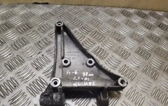 Audi A6 S6 C5 4B A/C compressor mount bracket 059260885E