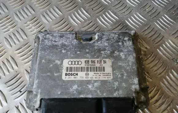 Audi A3 S3 8L Engine control unit/module 03890018BA 0281001756