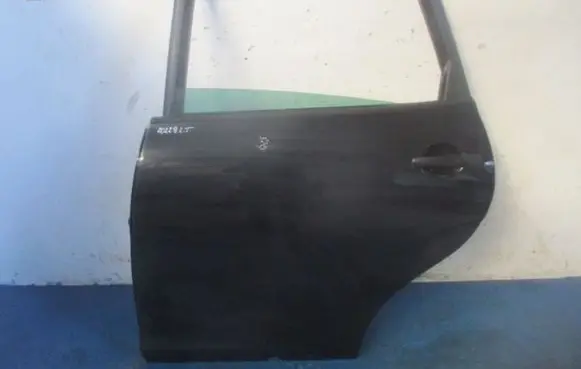 Seat Toledo III (5P) Rear door