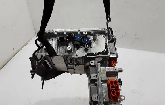 Renault Zoe Voltage converter inverter 5AQ605