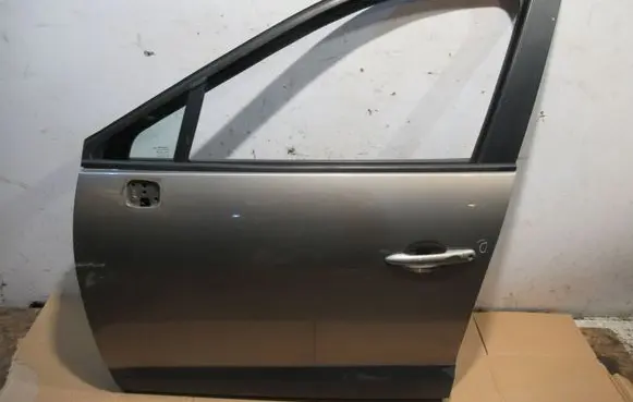 Renault Scenic III - Grand scenic III Front door