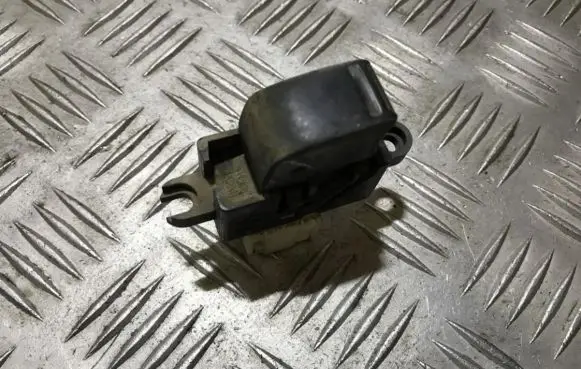 Nissan Navara D22 Electric window control switch