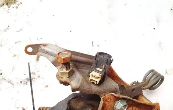 Toyota Avensis T250 Brake pedal sensor switch
