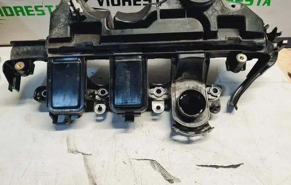 Mercedes-Benz Vito Viano W447 Rocker cam cover 118306606R