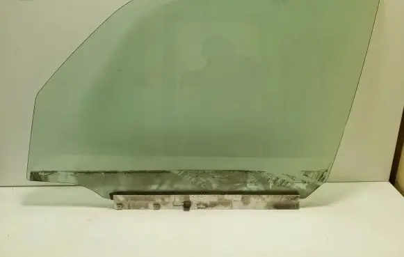 Opel Meriva A Front door window glass four-door 