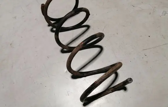Toyota Avensis Verso Front coil spring