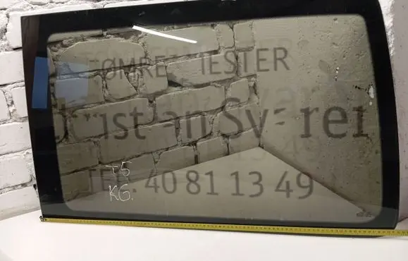 Volkswagen Multivan T5 Rear side window 43R000015