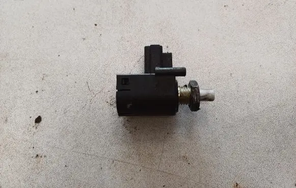 Clutch pedal sensor