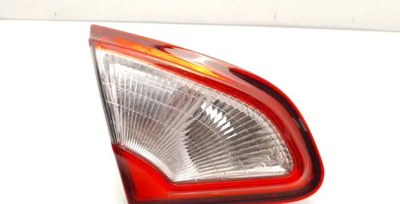 Nissan Qashqai Tailgate rear/tail lights 89503189 B26555BR01A