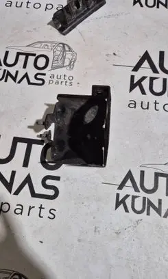 Mercedes-Benz E W212 Horn signal holder/bracket A2045453247